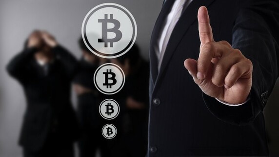 やられた…仮想通貨詐欺被害に遭い、絶望。損害賠償請求は断念、背負い込んだ「多額の借金」をどうすれば？【弁護士が解説】