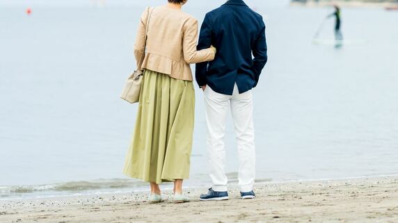 「本当に幸せそうだね」〈年金月24万円・貯蓄2,500万円〉73歳夫婦、30年暮らした街を離れ“海辺のマンション”へ移った理由