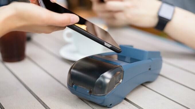 中国の二番煎じで「QR決済」にすがる日本企業の迷走