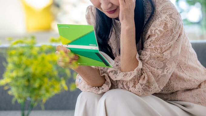 「退職金3,000万円が消えてる！」64歳妻が通帳を見て絶句…〈年金月18万円〉68歳夫の“まさかの告白”に崩れ落ちたワケ