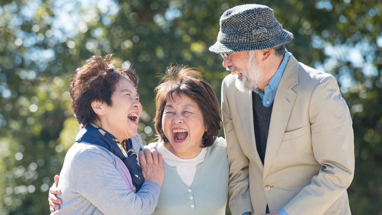 笑いがもたらす健康効果が凄い！なぜ人は笑うと元気になるのか | 幻冬舎ゴールドオンライン