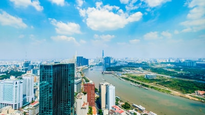 下準備なしで突っ込んでは、異国の地で泣き寝入りする可能性も…