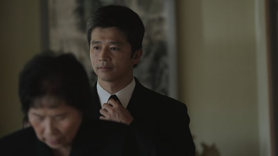 父の葬儀は行わない…53歳長男と80歳母の苦渋の決断に激怒の叔母、母を号泣するまで追い込んだ「理不尽すぎるひとこと」