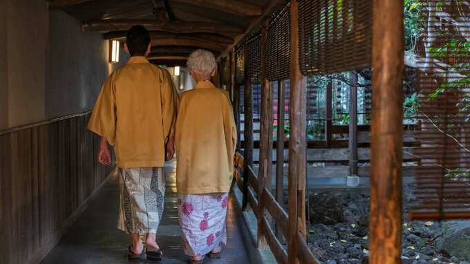 「一緒に温泉でも行こうか」…退職金2,500万円で迎えた〈人生最高の瞬間・退職記念旅行〉で、妻が放った“まさかの一言”