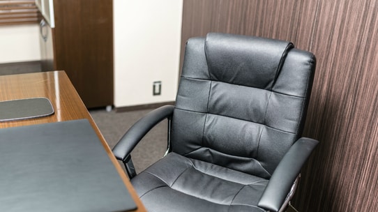 親族内で株式を承継する3つの方法