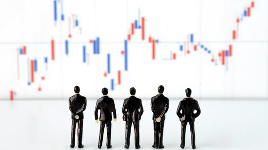 長期投資やデイトレよりも「コツコツ型ETF投資」が手堅い理由