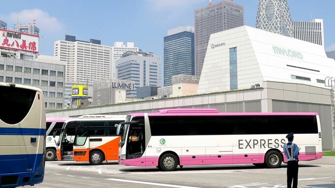 「お盆に会えるのが、今から楽しみです」…孫溺愛・浮き立つ義母を裏切れなかった37歳夫婦。〈世帯年収770万円〉が選んだ“高速バス帰省”の悲惨な結末