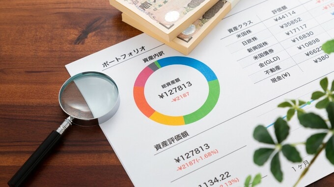 貯金だけ？ 保険だけ？…日本人の金融資産「極端な構成」が多すぎる。バランスのいい「お金の置き場所」を検討すべき理由【FPが解説】