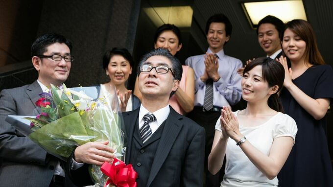 「1億円なんて、あっという間ですよ」…60歳できっぱり退職、あり余る資産で〈旅行〉〈グルメ〉〈車〉…人生を謳歌した元会社員の“意外な13年後“