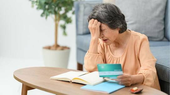 「その視点はなかった!」定年後の家計が「赤字転落」する原因および解決法と、「それでも足りないかも…」という場合の対処法【FPが解説】