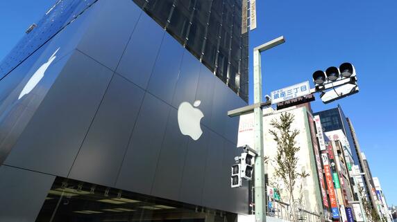 米アップル社、日本で「iPhone」を販売するために「日本企業に年間1億円」支払っていたという裏話
