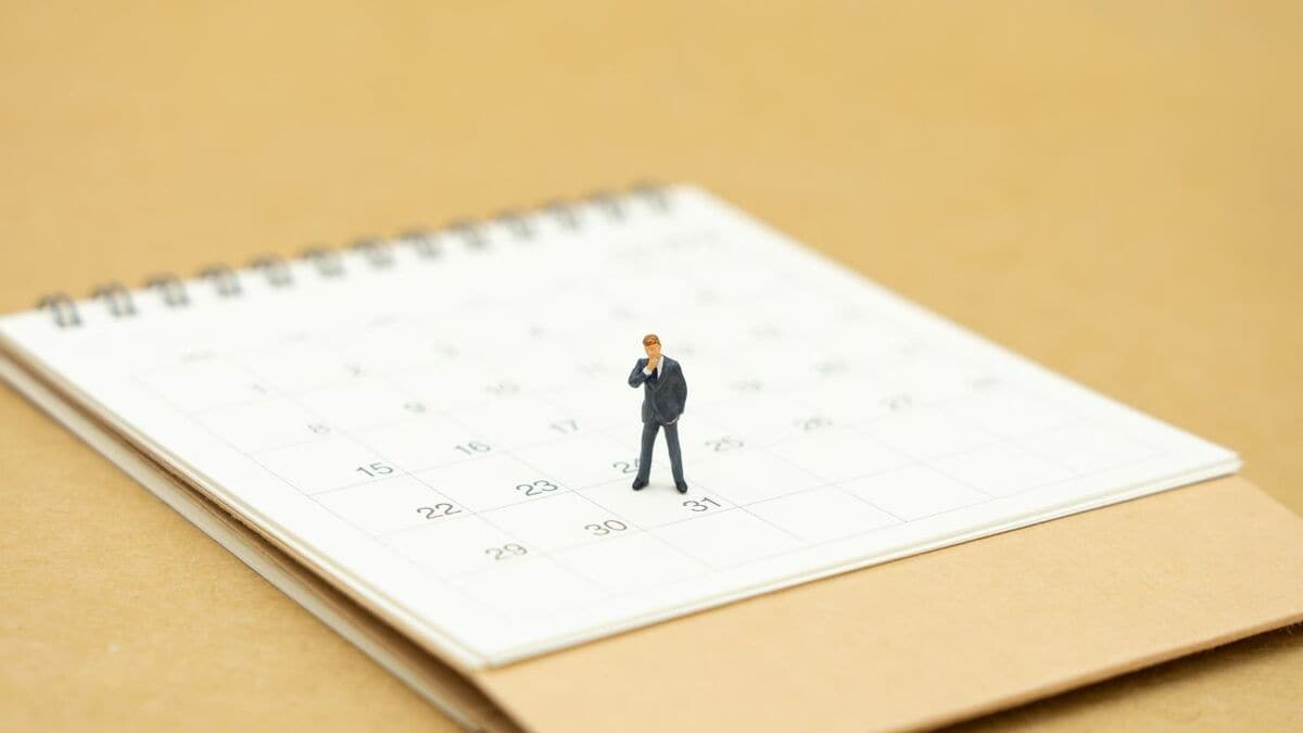 株の定説「月曜日は株価が下がりやすい」「月初は高くなり月末は安くなる」に変化あり？【資産1億円超えの兼業投資家が検証】 | ゴールドオンライン