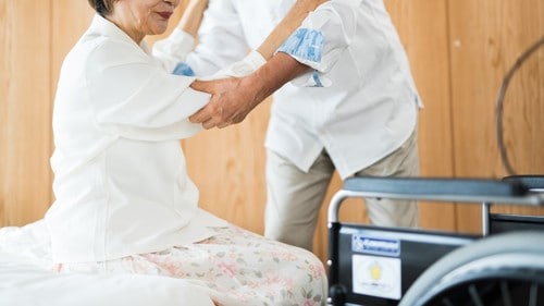 老人ホームは社会資源となったという。（※写真はイメージです／PIXTA）