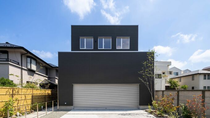 色｜こだわりの「モデルコード」を形作るファクター