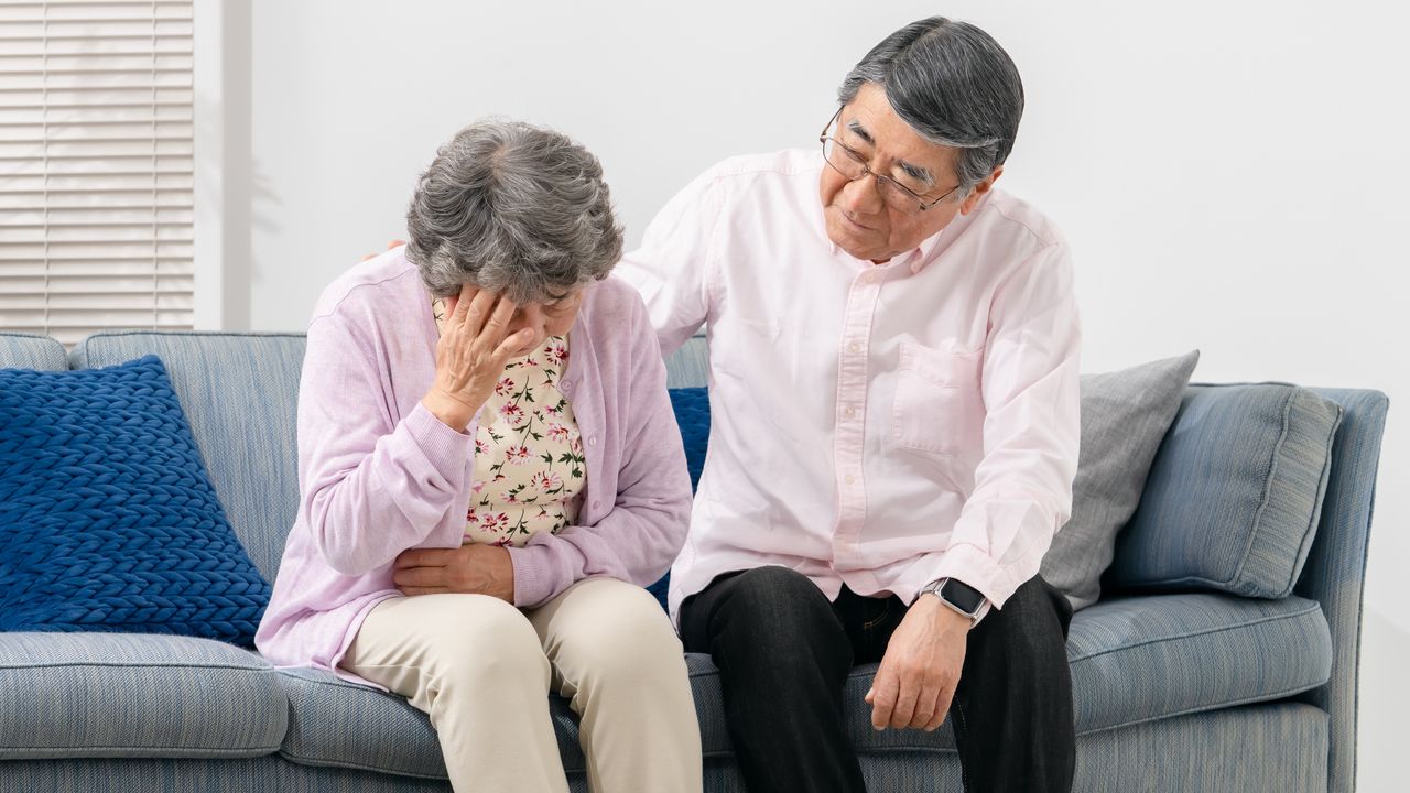 「お盆はホテルに泊まって、と言っただけなのに…」年金月28万円・70代夫婦、長男家族の「お盆帰省消滅」で孫に会えないまま2年の歳月