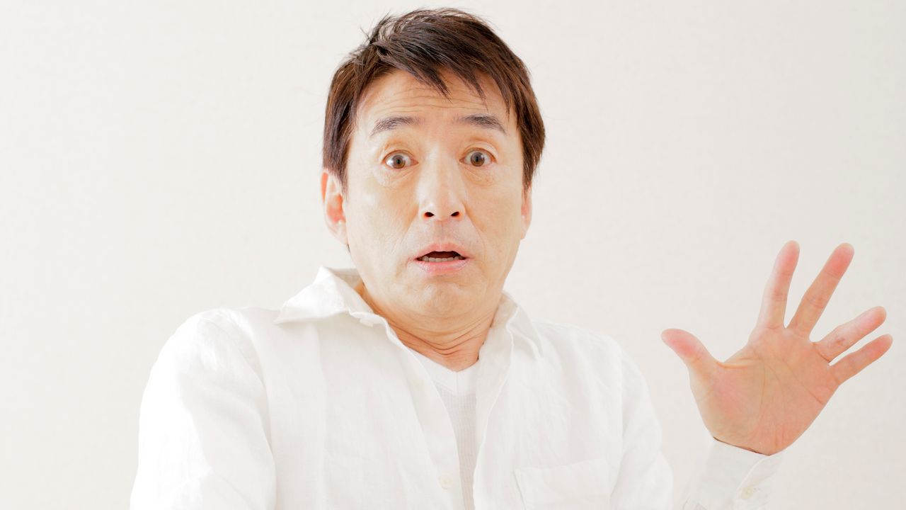 母さん、ごめん…〈年金月12万円〉74歳母の「私は元気よ」を信じた〈月収45万円〉43歳息子が絶句。半年ぶりの帰省で目の当たりにした「悲惨な光景」