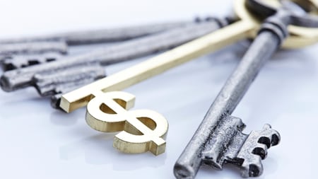 今後の展開は、株価がカギとなる可能性