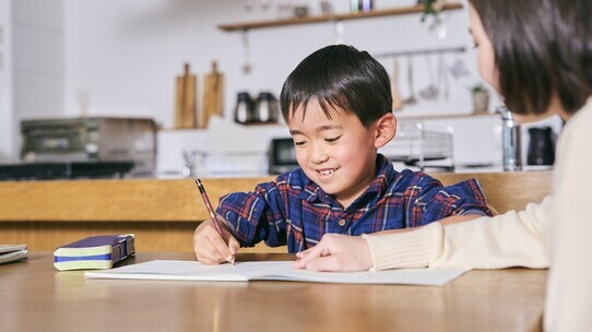 判明!小学生時代で成績が頭打ちになる子の特徴と親のNG言葉