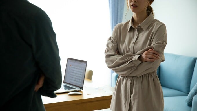 「言わなくても分かるはず。」…多くの人がやってしまう、「身近な人」にほど強く当たりがちになる“癖の断ち方”【アンガーマネジメント協会理事の助言】