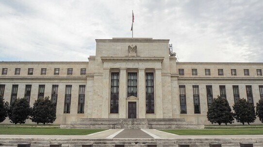 2000年と今回の米国成長株式相場の類似点