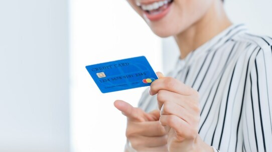 リボ払いの罠…「完済する人、借金地獄に落ちる人」の決定的差【金融教育家が解説】