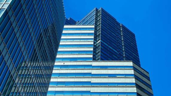 法人の居住地をどう判断するか──設立準拠法主義・管理支配地主義・本店所在地主義の比較と背景について【国際税務の専門家が解説】