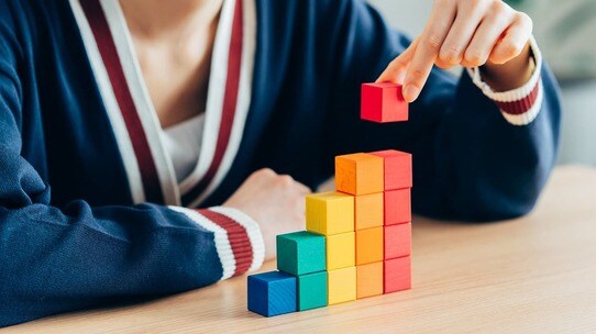 「老後の年3%の物価上昇」に耐えるための「投資」とは?手堅くお金を増やすため守るべき「3つのルール」のメリットと「絶対やってはいけないコト」