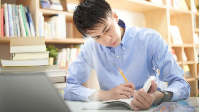 9浪、27歳早大合格「受験勉強を長時間続けられる簡単な方法」