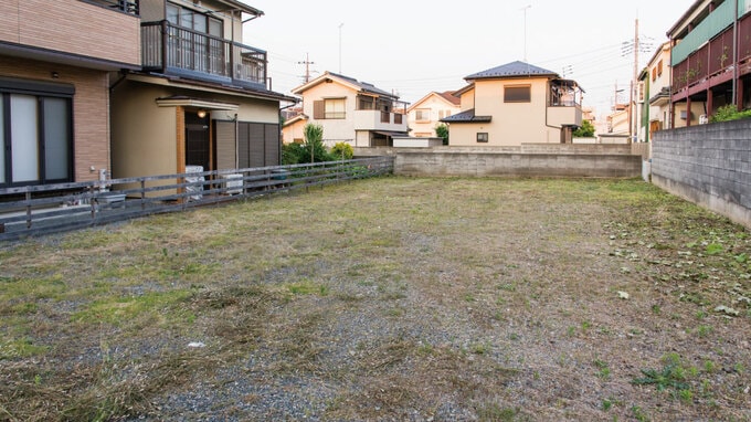 相続人の所有地に「隣接する土地」の不動産鑑定評価基準