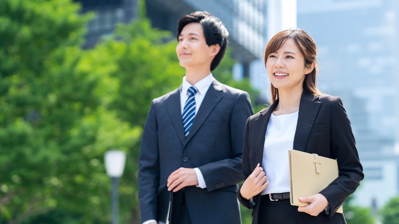 会社員のキャリアビジョン~男女別・年齢別の比較からみるキャリア志向の変化と管理職登用