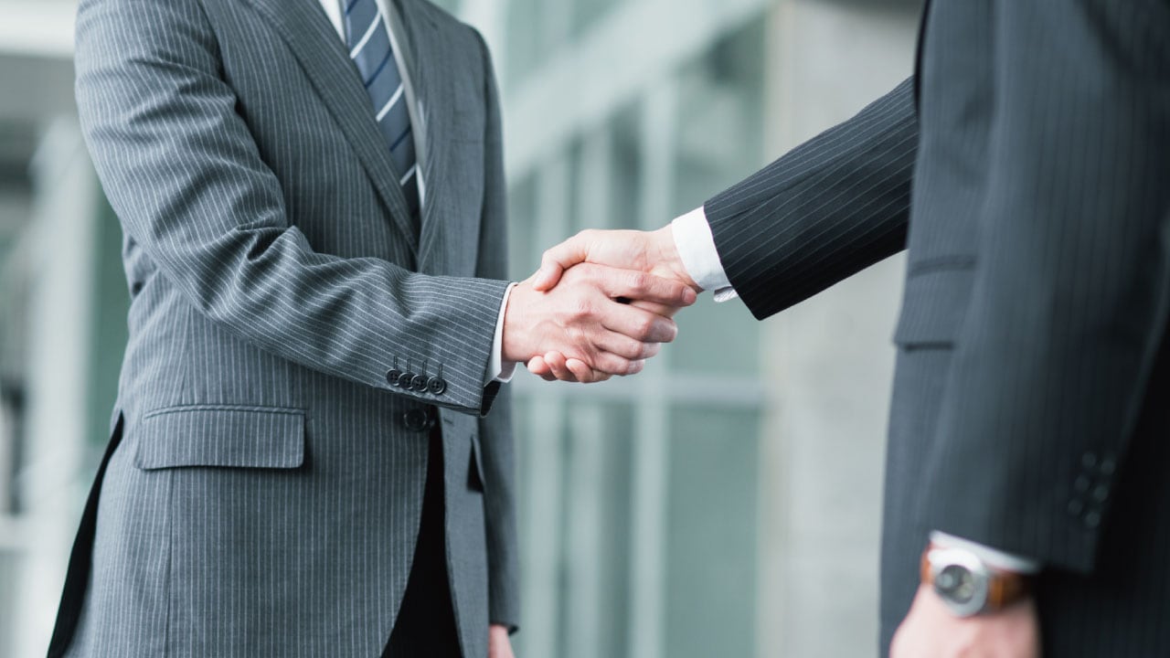 親族外承継(M&A)・・・役員退職金を活用した税負担の軽減策