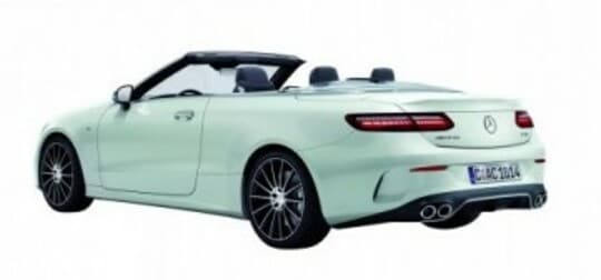 ［図表5］4シーターのオープンカー「Eクラス カブリオレ」 写真出典：メルセデス・ベンツ日本