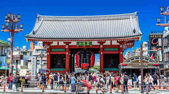 外国人観光客「列の割り込み」、日本人はどうやって注意する？