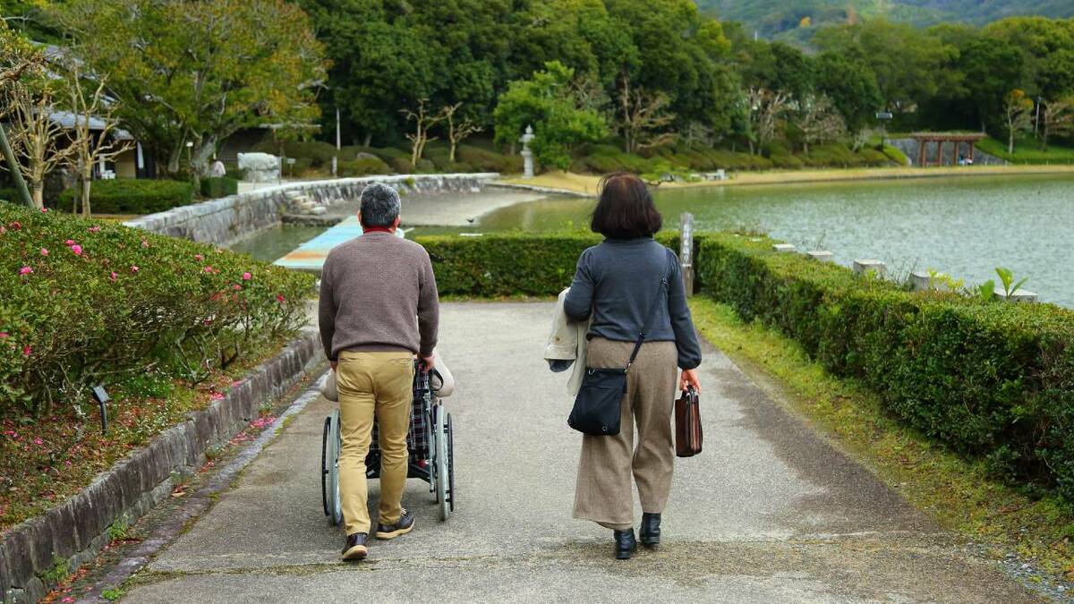 地獄…親のおむつを交換し、職を失い、体を壊して燃え尽きた | ゴールド