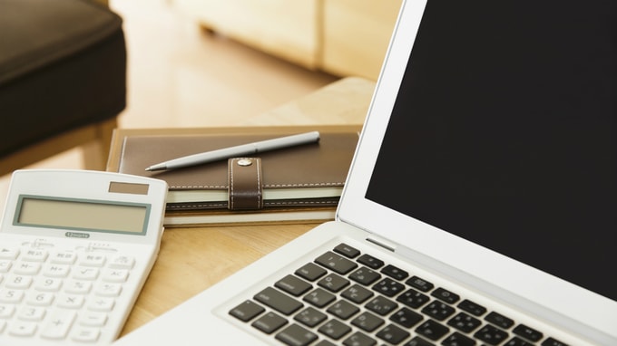 公務員の資産形成に「株式投資」が向かない理由