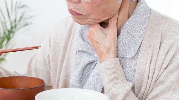 認知症母の誤嚥性肺炎予防…食後はデザートのプリンでお口掃除