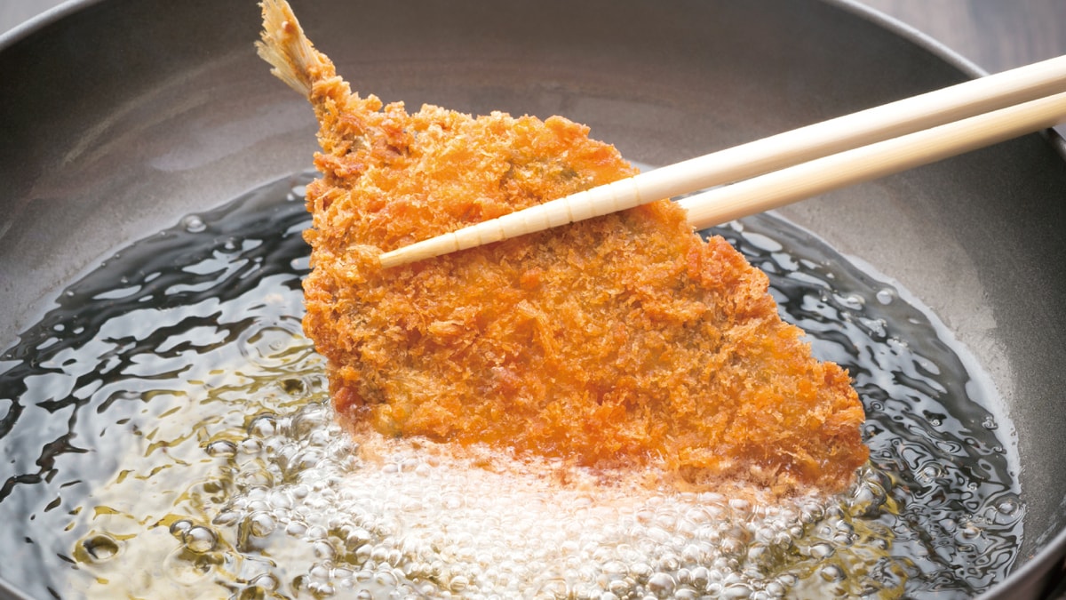 目 に 油 が 入っ た