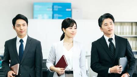 エリートのイメージが強い国家公務員だが…（※画像はイメージです／PIXTA）