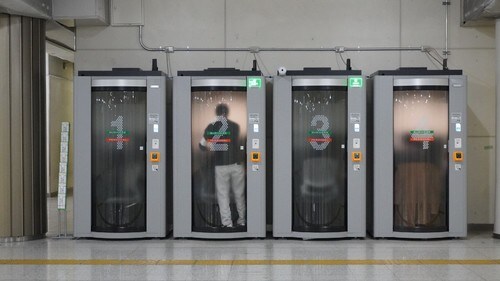 コワーキング施設はターミナル駅に進出するようになっていく。（※写真はイメージです／PIXTA）