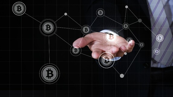 暗号資産への「分離課税導入」「出国税適用拡大」に見るメリット・デメリット【弁護士が解説】