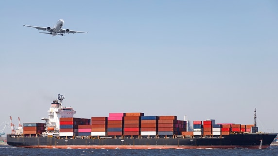 日本に登録されていると税金が多くなる？…試行錯誤が繰り返された、世界を周る〈航空機・船舶〉への課税【国際税務のプロが解説】 