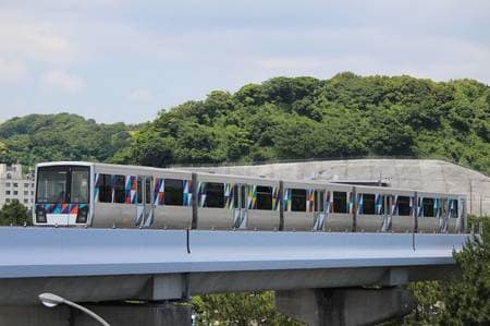 横浜シーサイドライン