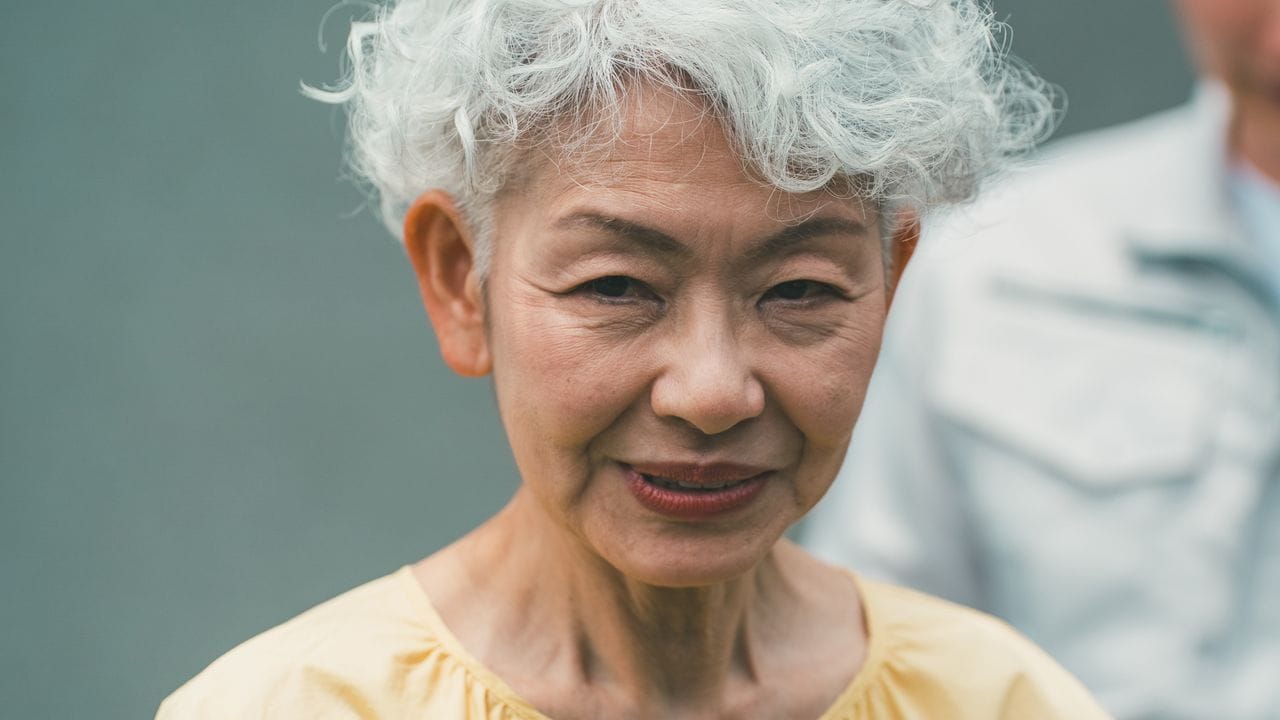 「泣いているなら、泣かせておけばいい」〈年金月16万円・72歳女性〉、孫「おもちゃ買って！」と泣き叫んでも完全無視を決め込んだ理由