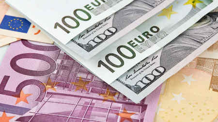 底割れへの危機感が独仏両首脳には強かった。