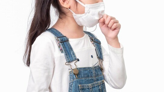 頼りすぎはキケン!「小児科で処方される咳止め薬」本当の効果【医師が解説】