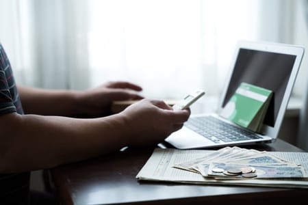 明らかにおかしい。