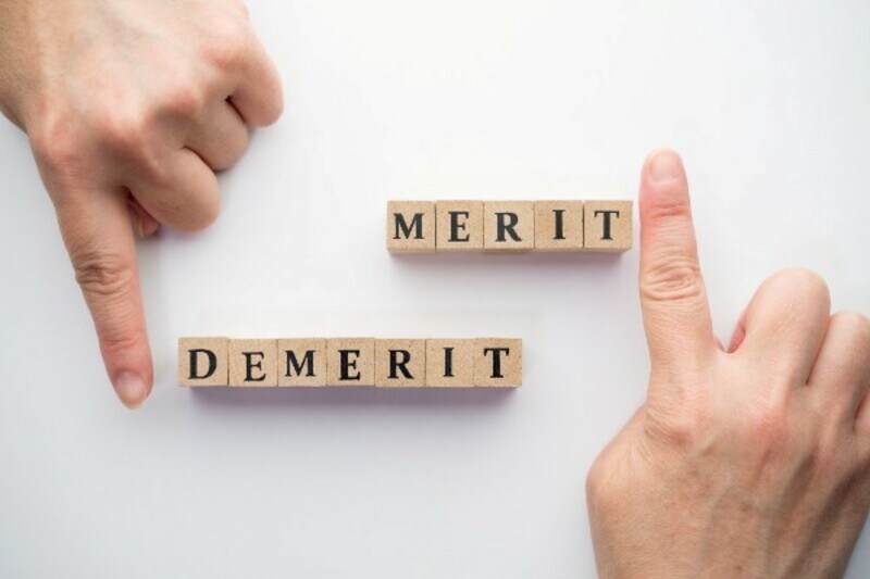 （画像：PIXTA）