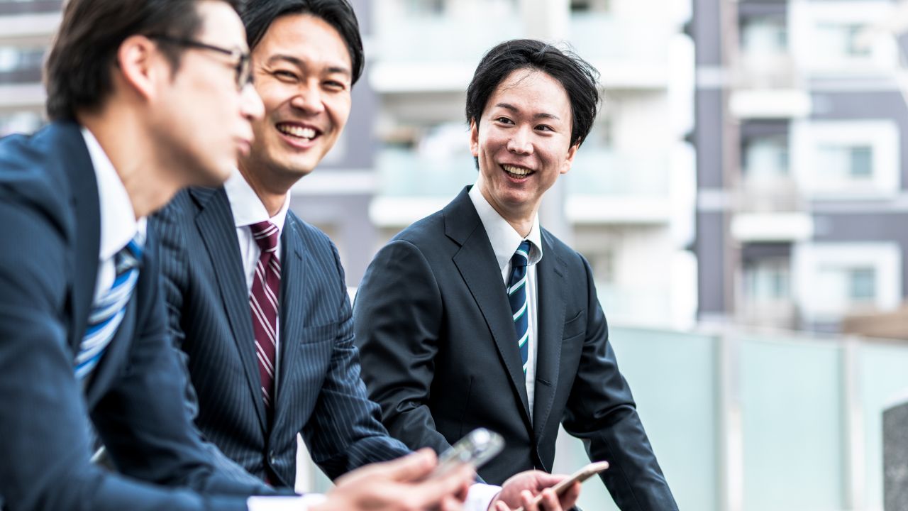 飲み会は断るのに「職場が仕事の話ばかりで寂しい」…Z世代社員が上司に抱く〈意外な不満〉