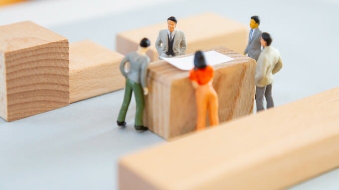 不動産投資クラウドファンディングとは？仕組みやデメリットを解説  