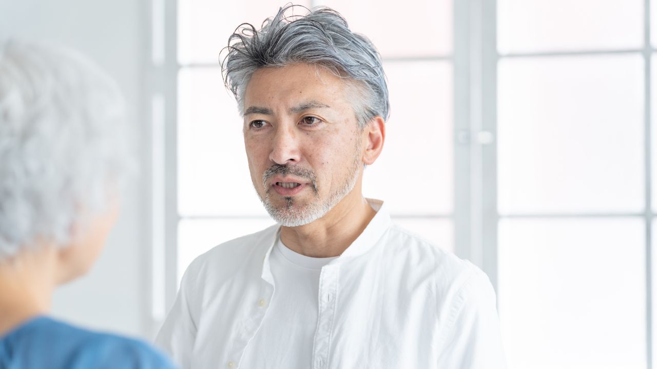 〈年収1,200万円〉55歳夫からの突然の離婚宣告に絶望。「私の何がいけなかったの?」と号泣する52歳妻に放たれた耳を疑う「衝撃のひと言」